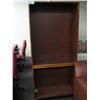 Image 1 : 7' Cherry Bookshelf