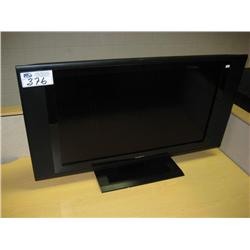 Insignia 32" Lcd TV  / Remote