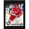 Image 1 : STEVE YZERMAN SIGNED 8X10 PHOTO GCG COA