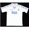 Image 3 : Hugo Sanchez Signed Real Madrid Jersey Inscribed "Sep/24" (Beckett)