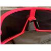 Image 3 : Polarized Sun Glasses - Pink Purple Colour