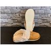 Image 3 : Slip-on Slippers Beige Colour - Size 46-47 EUR