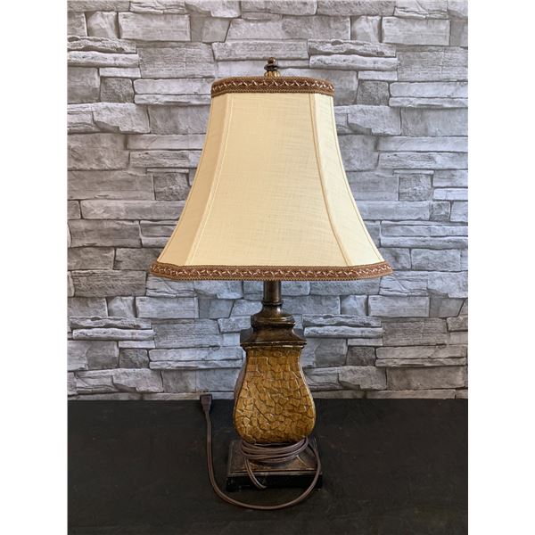 Beautifull Table Lamp Brown