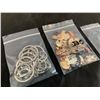Image 2 : Halloween Keychains 26 Pcs Multi Pack
