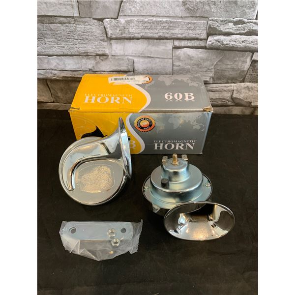 Electromagnetic Loud Horn - 2 Pack - 60B