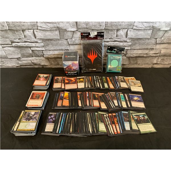 Lot of 500+ Magic the Gathering Trading Cards + Notebook + Deck Box & Sleeves