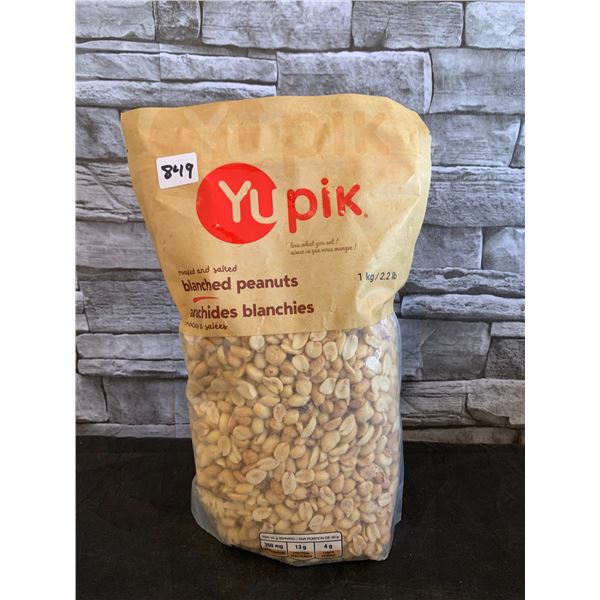 Yupik Roasted and Blanched Peanuts 2.2 PoundsBB 2026/Sep/20