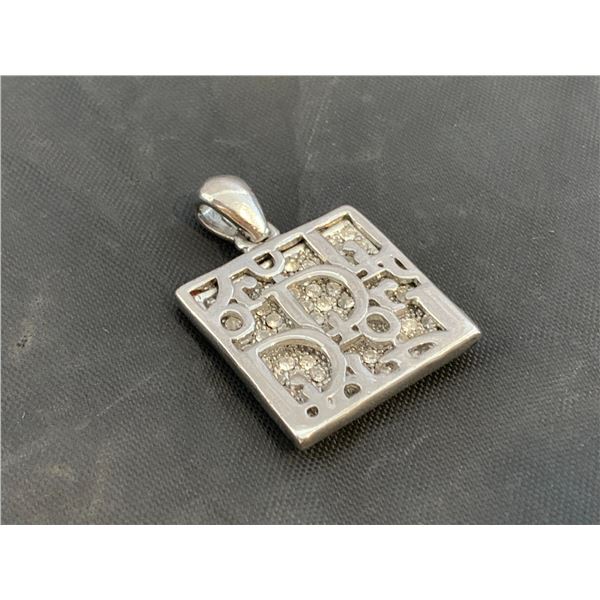 Dior Pendant