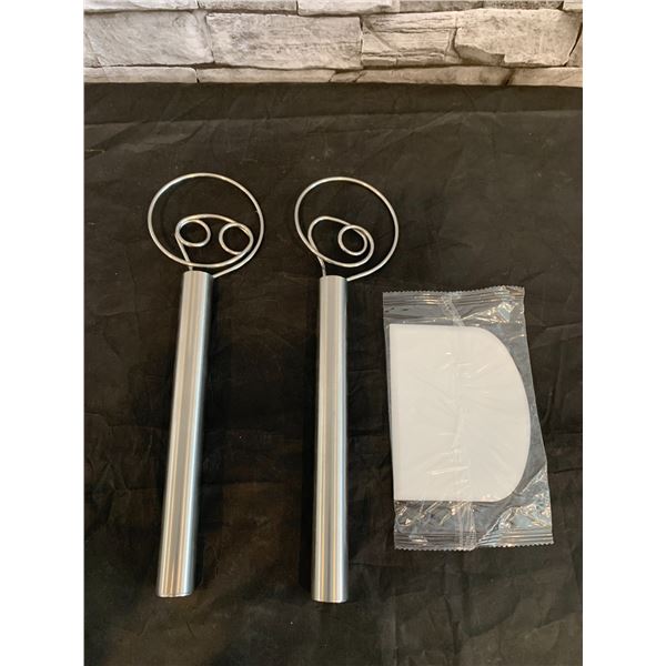 Pack of 2 Danish Dough Whisk With Plastic Dough Scraper