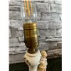Image 5 : Vintage Colonial Victorian Figure Lamp - No Shade