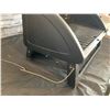 Image 4 : Cuisinart Grillster Portable Gas Grill - Works