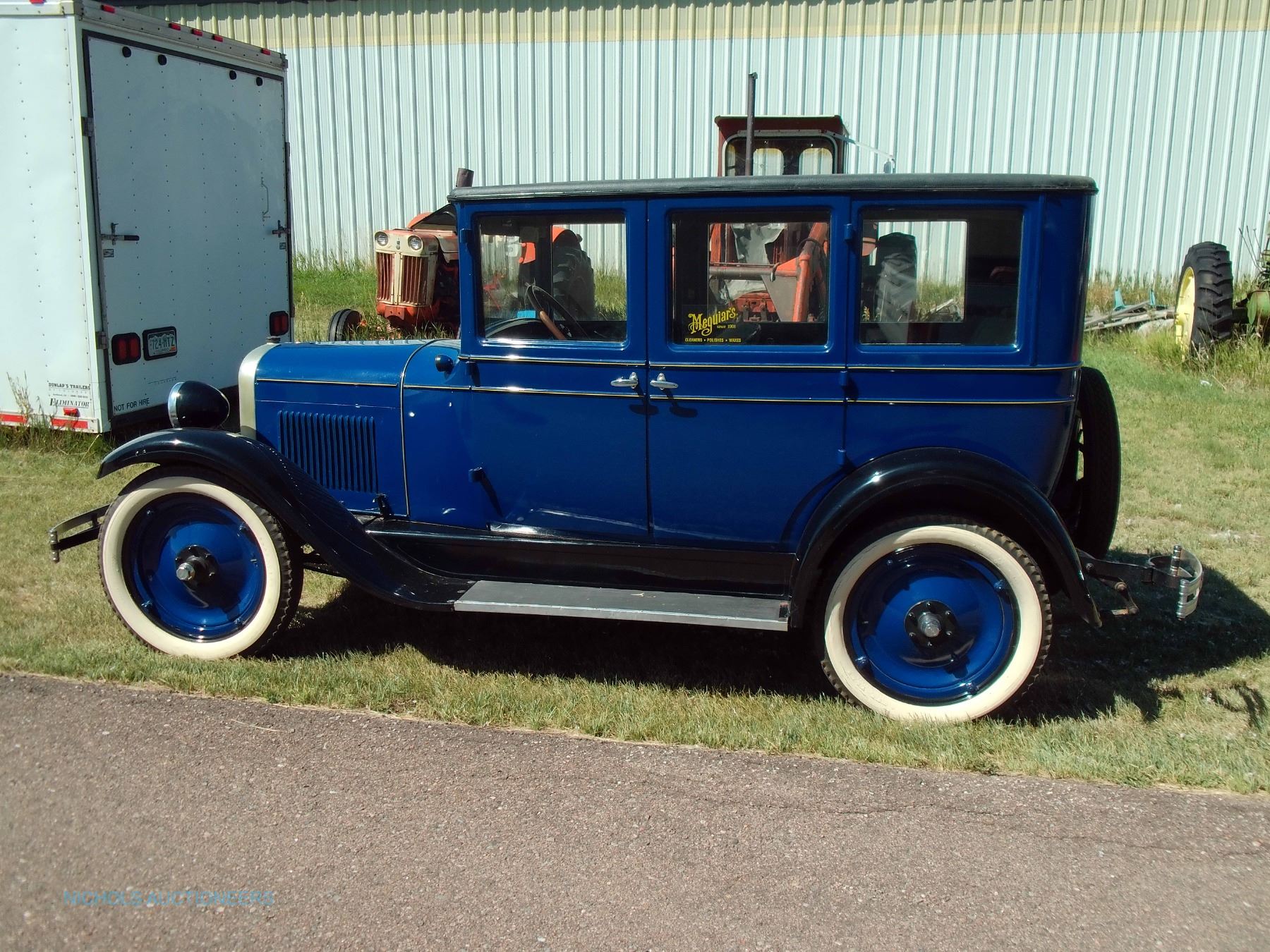 1927 Chevrolet Sedan