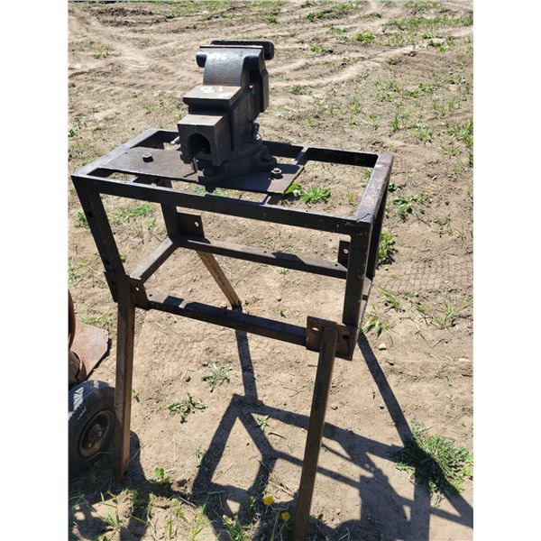 Vise on metal stand
