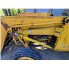 Image 14 : 1963 Massey Ferguson MF35 Gas Utility Tractor, 3pt hitch, showing 2876 hrs. c/w MF100 Ind. Loader s/