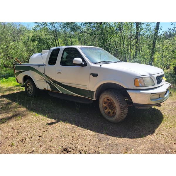 1997 Ford F250 s/n 1FTDX28L5WKC41909 296,560 Km. 5.4L c/w gooseneck hitch
