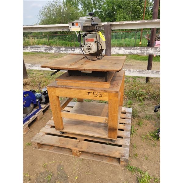 Black & Decker radial arm saw