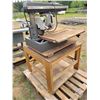 Image 2 : Black & Decker radial arm saw