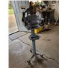 Image 1 : Porter cable 8in. grinder on stand