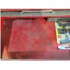 Image 13 : Tool box roller base & top cabinet c/w assort. hand tools