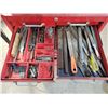 Image 8 : Tool box roller base & top cabinet c/w assort. hand tools