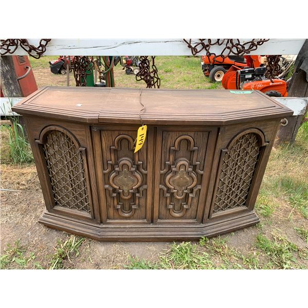 RCA Stereo in cabinet