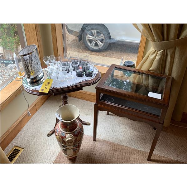 Drunken Display Table, rectangular table, Oriental Vase, & contents on table - 8 exquisive water gla