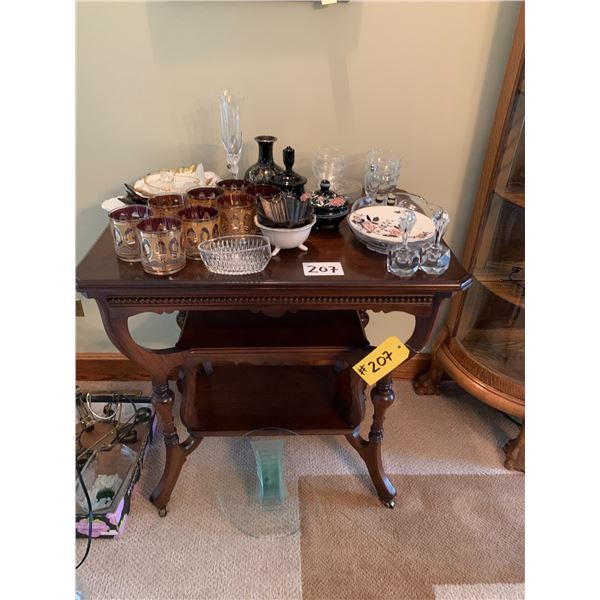 Table & contents: glasses, leave plates, dove plate, champagne glasses & misc. dessert cups & glass