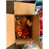 Image 13 : Large qty. of Christmas decorations & fall decorations, Wreaths, centre pieces c/w glass vases & dec