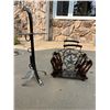 Image 2 : Cowboy Magazine Rack & Horseshoe Stand