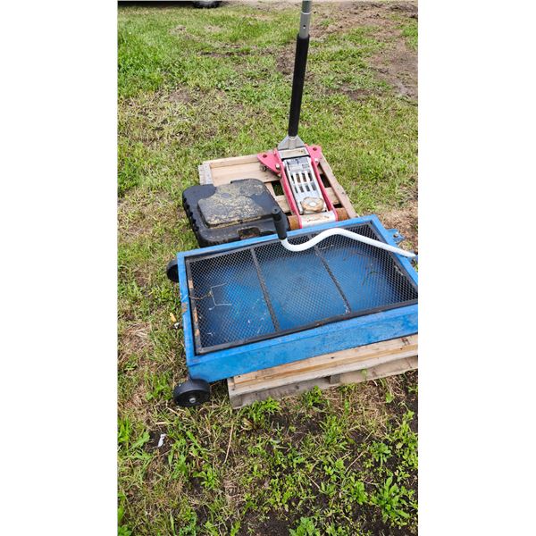 3-ton floor jack, oil pans