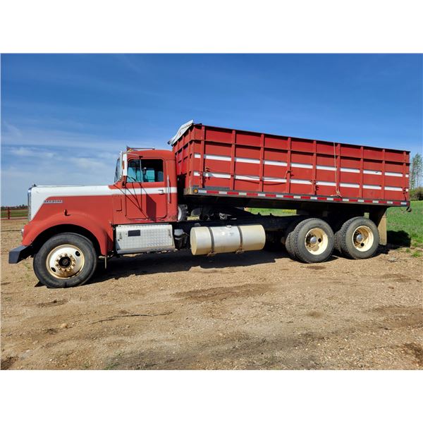 (Lots 1, 2, & 3 are a Group Lot) 1969 Kenworth Tandem Grain Truck, Cummins, 18spd, On Air c/w 18' St