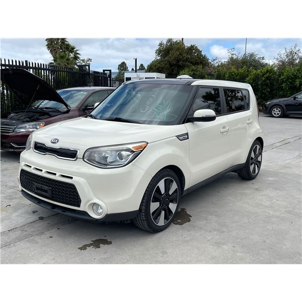 KIA SOUL 2015 T-2 DAYS
