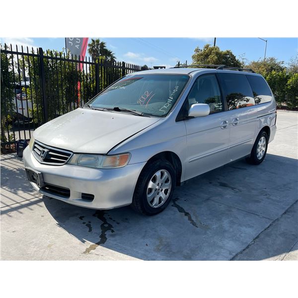 HOND ODYSSEY 2002 T-DONATION