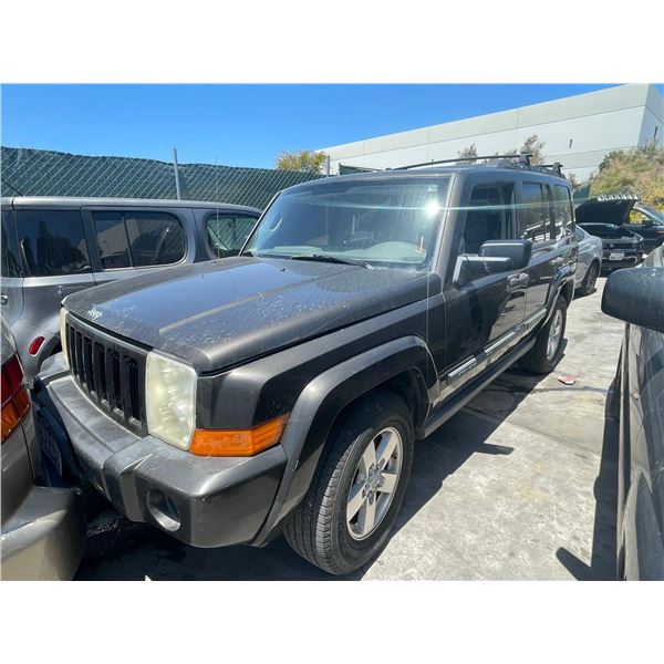 JEEP COMMANDER 2006 T-TMU