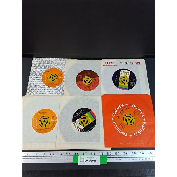 (6) Records: 45 Size - Johnny Cash, Dolly Parton, ,Charley Pride, Dean Martin, Misc