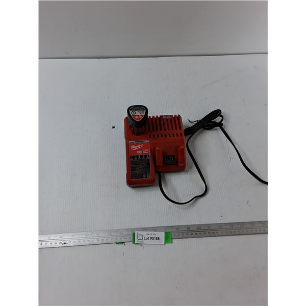 Milwaukee M12 M18 Charger - As Is