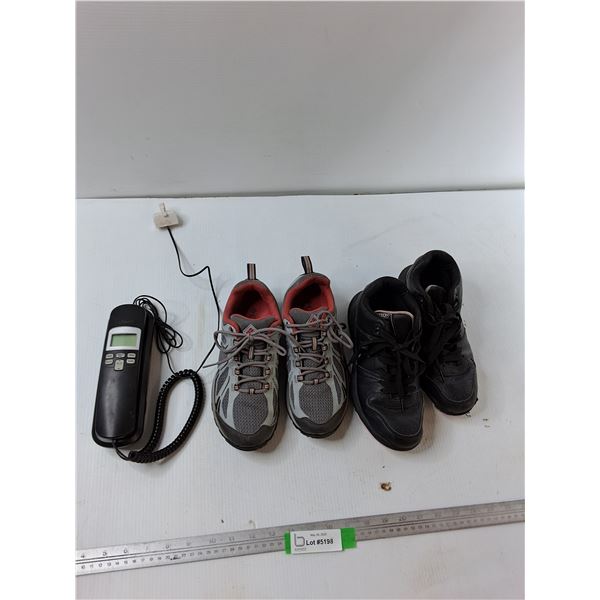 (2) Pairs Of Shoes Size 6 And 6.5 , Telephone