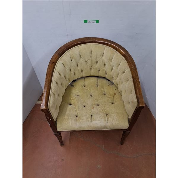 *Vintage Wooden Tub Style Chair, 30" Tall, Cannot Ship