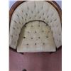 Image 3 : *Vintage Wooden Tub Style Chair, 30" Tall, Cannot Ship