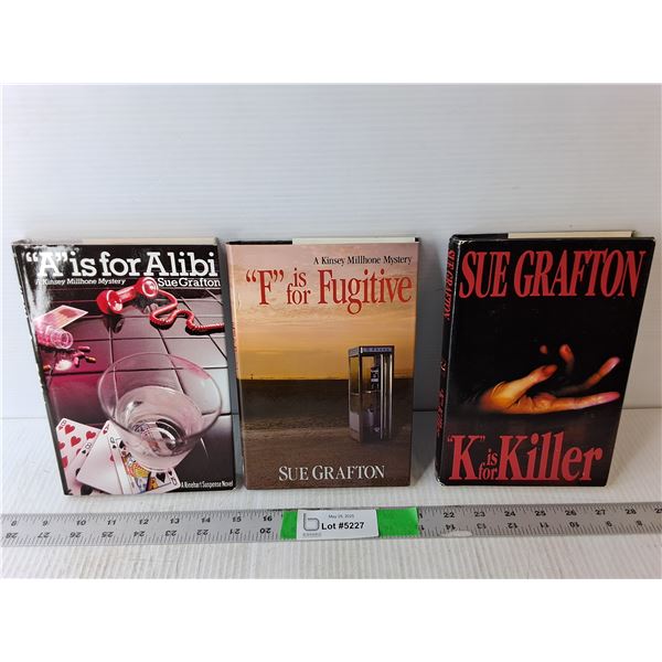 (3) Sue Grafton Mystery Novels