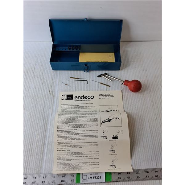 Endeco Desoldering Kit with Case