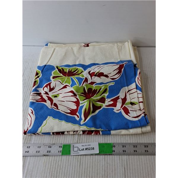 1940s Linen Tablecloth