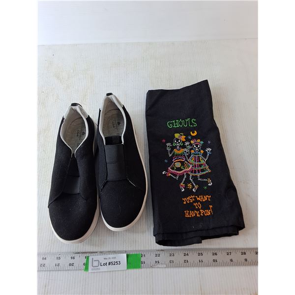 Ghouls Teatowel & Clarks Ladies Shoes-7