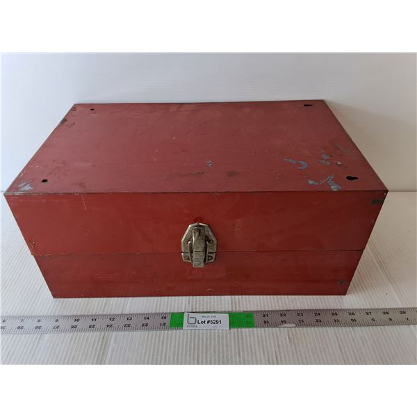 Craftsman Metal Toolbox- Missing Handle