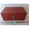 Image 1 : Craftsman Metal Toolbox- Missing Handle