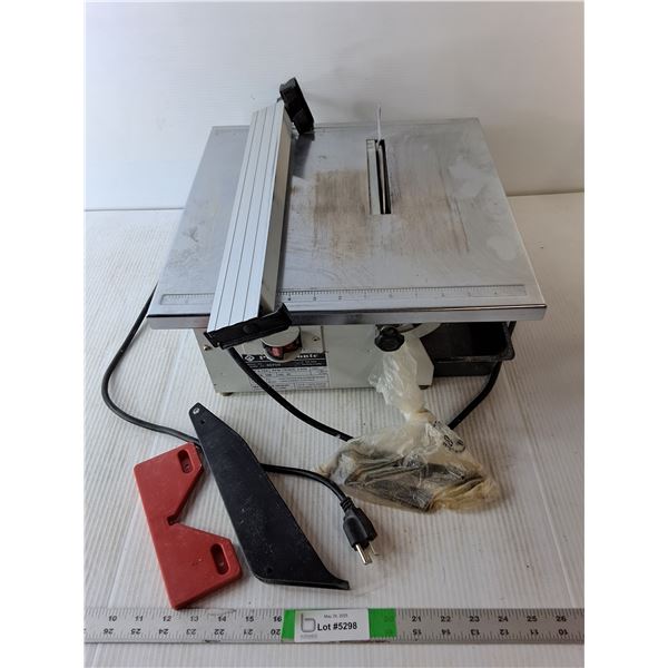 Power Sonic 7" Tile Saw, Powers On - Cannot Ship