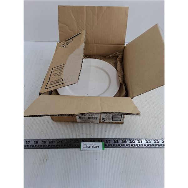 Set of 12 Dudson Dinner Plates - Unused