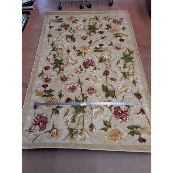 * 8' x 5' "Rose Pattern" Area Rug  -  PICK UP