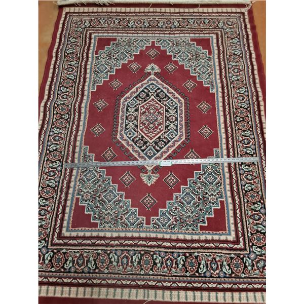 * 7.5' x 5.5' Wine/Gray/Black Area Rug  -  PICK UP