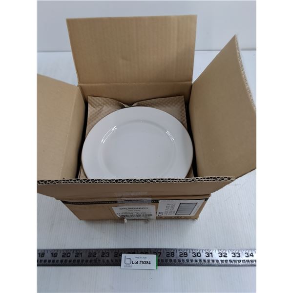 Dudson Case of 12 Dinner Plates - Unused
